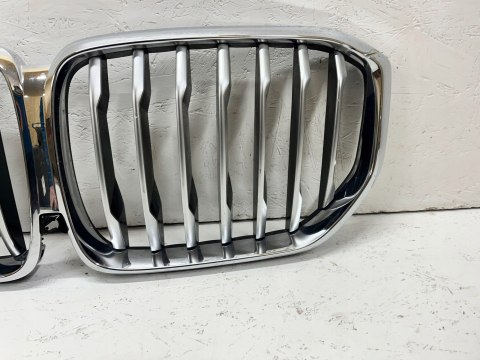 BMW X5 G05 18-23 NERKI ATRAPA GRILL 7454888 ORG FV WYS 24H BMW X5 G05 18-23 NERKI ATRAPA GRILL 7454888 ORG FV WYS 24H