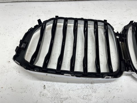 BMW X5 G05 18-23 NERKI ATRAPA GRILL 7454888 ORG FV WYS 24H BMW X5 G05 18-23 NERKI ATRAPA GRILL 7454888 ORG FV WYS 24H