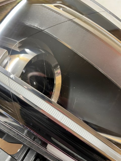 AUDI Q3 8U LAMPA LEWA PRZÓD BI XENON LED EU CAŁA FV WYS 24H AUDI Q3 8U LAMPA LEWA PRZÓD BI XENON LED EU CAŁA FV WYS 24H