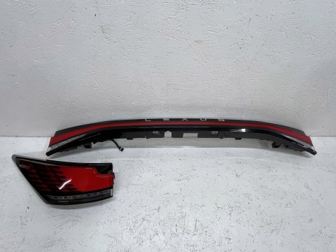 Lexus RX V 2023 LAMPA TYLNA TYŁ NA KLAPĘ 81580-48370 ORG WYS 24H FV Lexus RX V 2023 LAMPA TYLNA TYŁ NA KLAPĘ 81580-48370 ORG WYS 24H FV