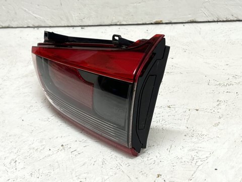 MAZDA6 MAZDA 6 GJ SEDAN LAMPA TYŁ PRAWA W KLAPĘ 132-41978 ORG FV WYS 24h MAZDA6 MAZDA 6 GJ SEDAN LAMPA TYŁ PRAWA W KLAPĘ 132-41978 ORG FV WYS 24h