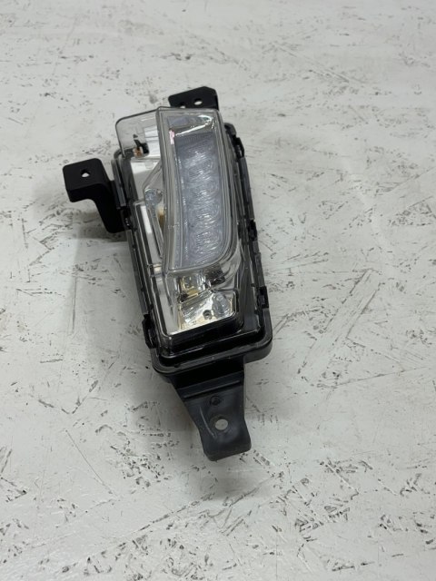 SUZUKI VITARA III DRL LEWY LED HALOGEN W1378 ORG FV WYS 24h SUZUKI VITARA III DRL LEWY LED HALOGEN W1378 ORG FV WYS 24h