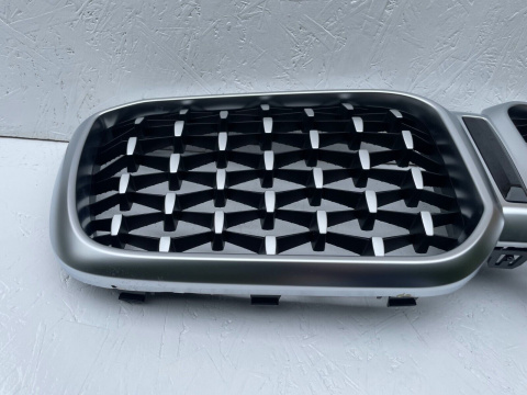 BMW X4 G02 LCi 2021 - Niere Frontmaske Kühlergrill Grill Original BMW X4 G02 LCi 2021 - Niere Frontmaske Kühlergrill Grill Original