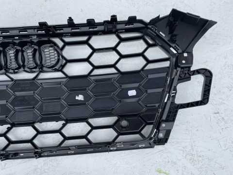 Audi A5 8W6 Facelift S line kühlergrill ab Bj. 2020 - Original 8W6853651BL Audi A5 8W6 Facelift S line kühlergrill ab Bj. 2020 - Original 8W6853651BL