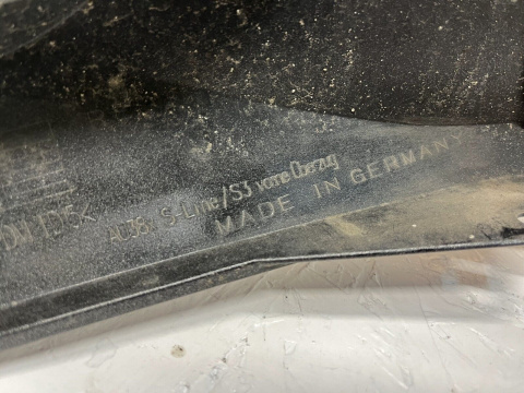 Audi A3 8Y S line ab Bj. 2020- Stoßstange vorne front bumper Original ma80 Audi A3 8Y S line ab Bj. 2020- Stoßstange vorne front bumper Original ma80